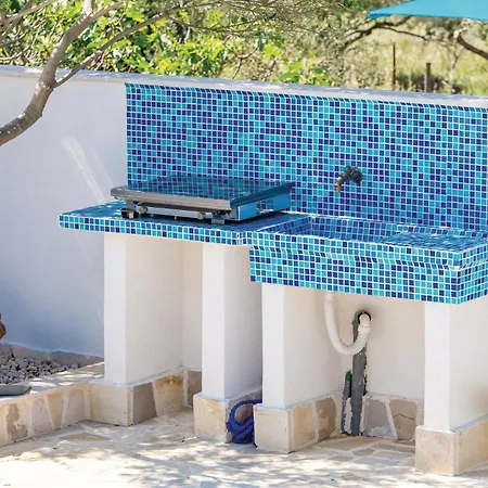 In Barbat With House Sea View Barbat na Rabu