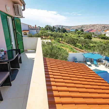 In Barbat With House Sea View Vikendica Barbat na Rabu