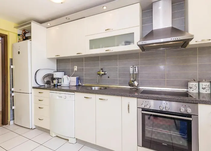 In Barbat With House Sea View Barbat na Rabu